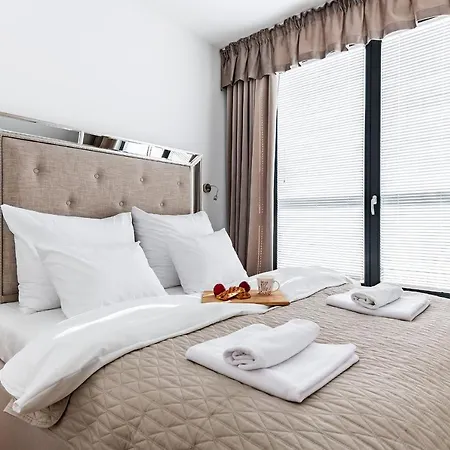 P&o Aleja Krakowska Apartment Warsaw