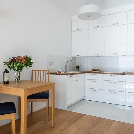 P&o Aleja Krakowska Warsaw