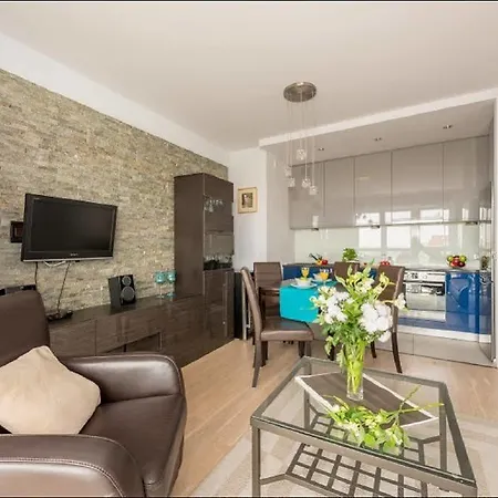 P&o Aleja Krakowska Βαρσοβία