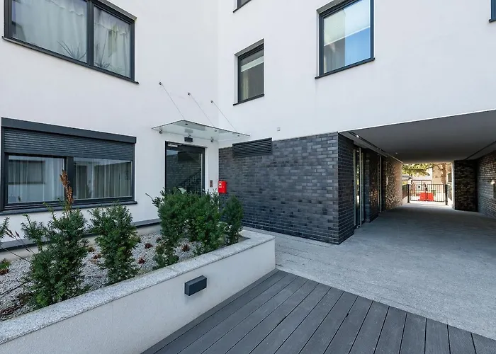 P&o Aleja Krakowska Apartmán *