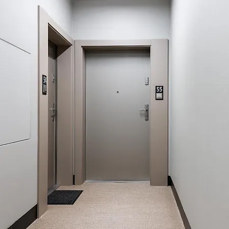 P&o Aleja Krakowska Appartamento Varsavia